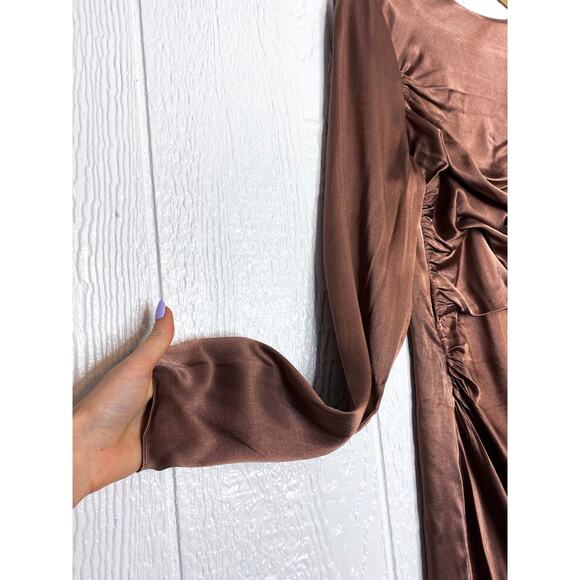SHONA JOY 'Lily' Long Sleeve Ruched Mini Dress in Clove NWT $295 US 6 - Picture 10 of 16
